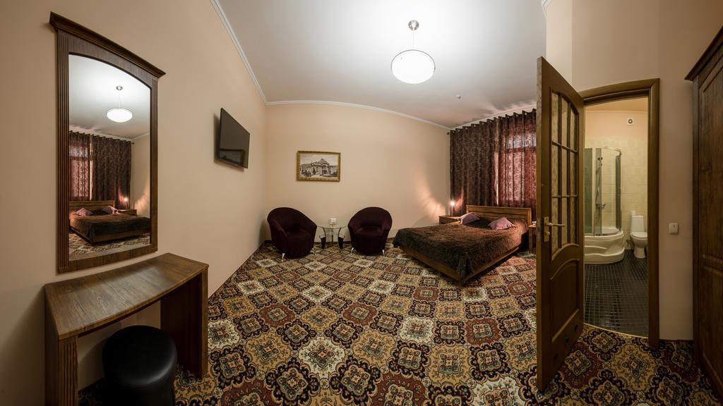 צ'רנוביץ Premium Hotel חדר תמונה