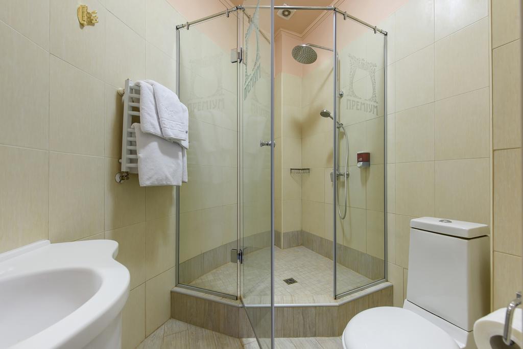 צ'רנוביץ Premium Hotel חדר תמונה